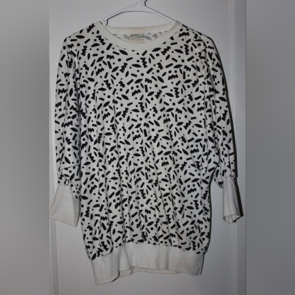 Vintage Sloppy Joes Tapered Crew Neck 80's Retro Geometric Black and White